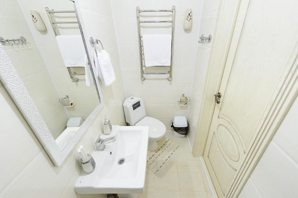 Апартаменты Apartment on Komfort, Gagarina 309 Алматы-43