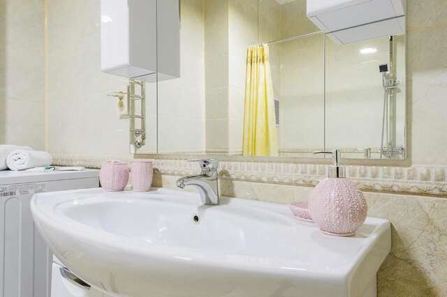 Апартаменты Apartment on Komfort, Gagarina 309 Алматы-45