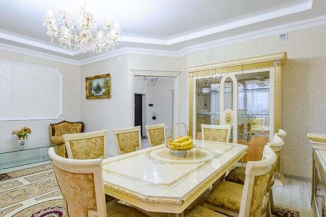 Апартаменты Apartment on Komfort, Gagarina 309 Алматы-51